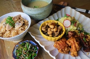 鶏の唐揚げ２種と季節の一品