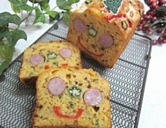 トマトとウインナーのケークサレ