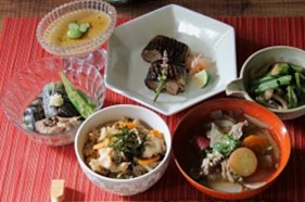 かやくご飯とお惣菜